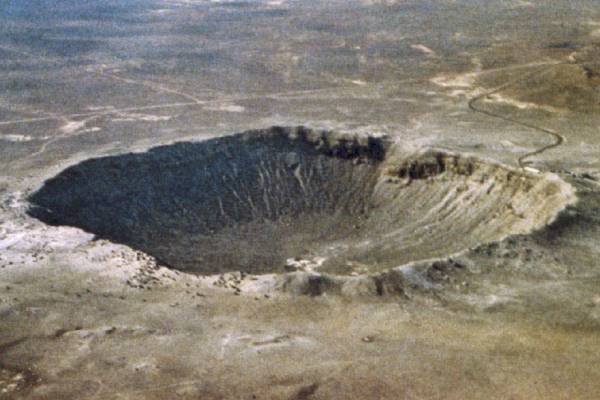 Рэй Брэдбери биография. Жизнь и творчество Рэя Брэдбери. Метеоритный кратер в Аризоне.